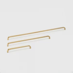 Lo & Co Curve Pull - Brass