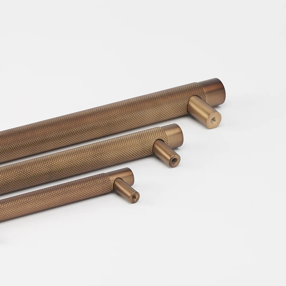 Lo & Co Kintore Pull - Bronze - Image 2