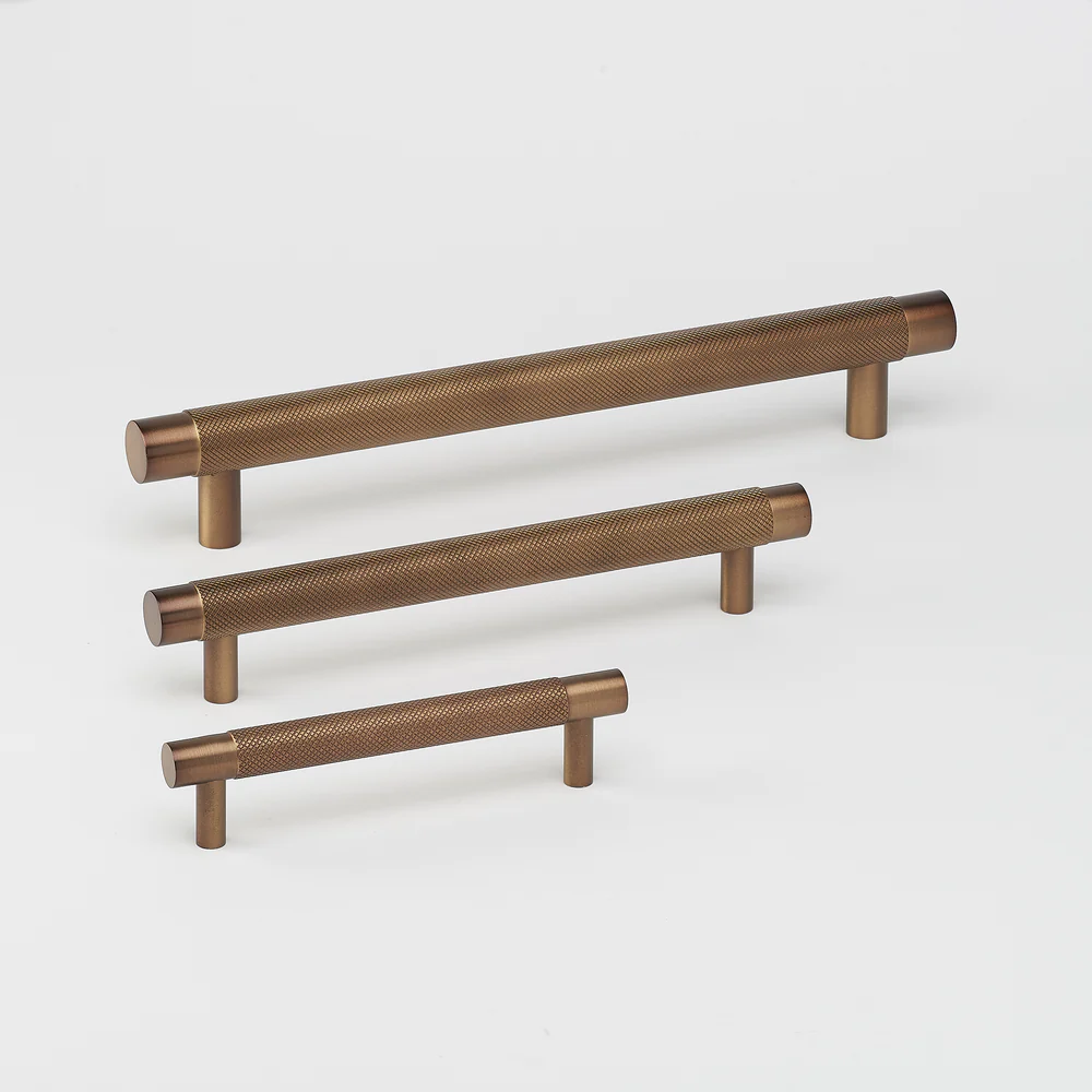 Lo & Co Kintore Pull - Bronze
