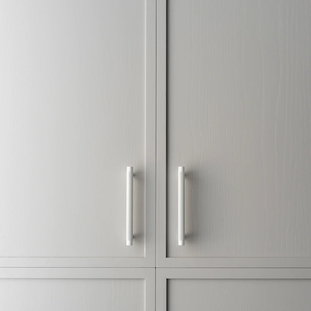 Lo & Co Kintore Pull - White - Image 4