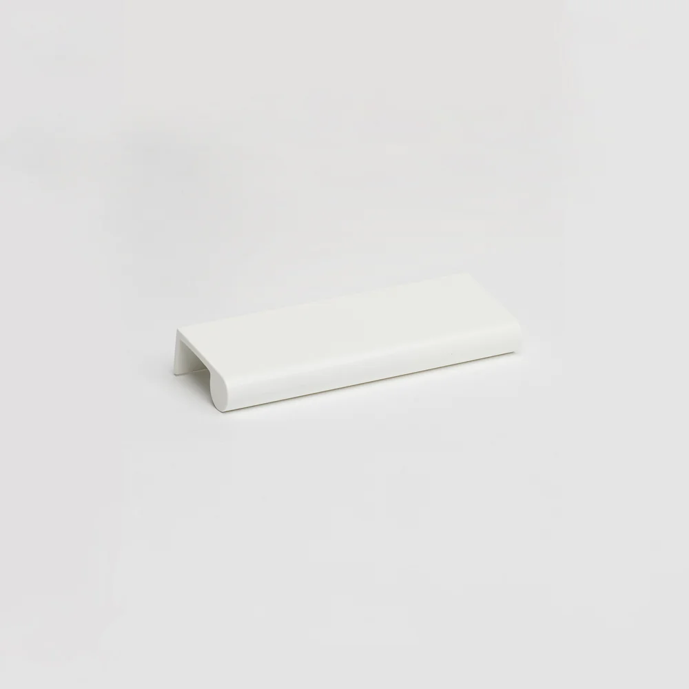 https://flooringbathroomsinteriors.com.au/wp-content/uploads/2023/03/lo-and-co-lincoln-pull-white-handle-small_1000x1000_crop_center.webp
