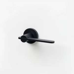 Lo & Co Intersect Lever - Black