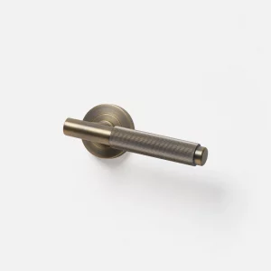 Lo & Co Linear Lever - Aged Brass