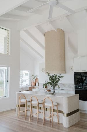 Manovella - Arched Pull - Daphne - Brushed Brass - Image 9