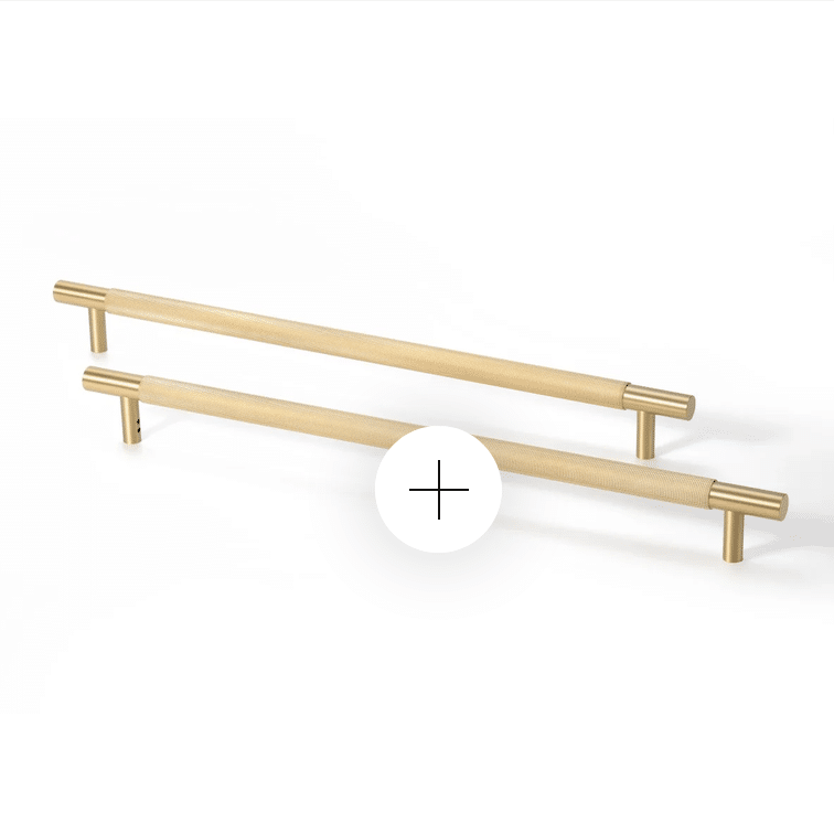 Zano Hardware - Entry Pull Handle - Matrix - 550mm - Satin Brass - Image 6