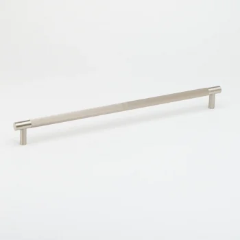 lo_and_co_linear_appliance_pull_nickel_1000x1000_crop_center